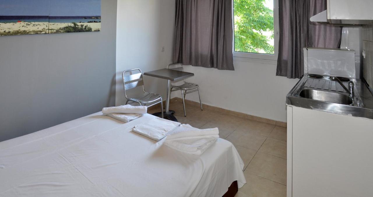 Coralli Beach Studios-Apartments Kallithea  ภายนอก รูปภาพ