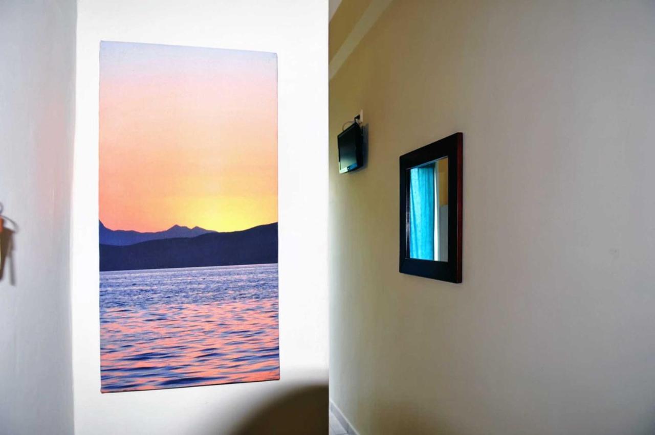 Coralli Beach Studios-Apartments Kallithea  ภายนอก รูปภาพ